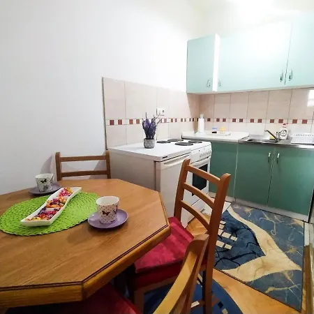 Kod Autobuske Apartment Bijeljina