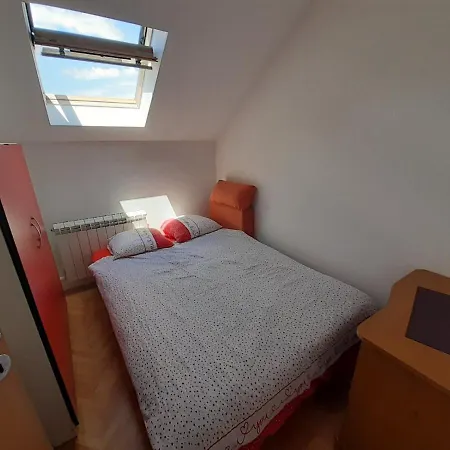 Kod Autobuske * Bijeljina